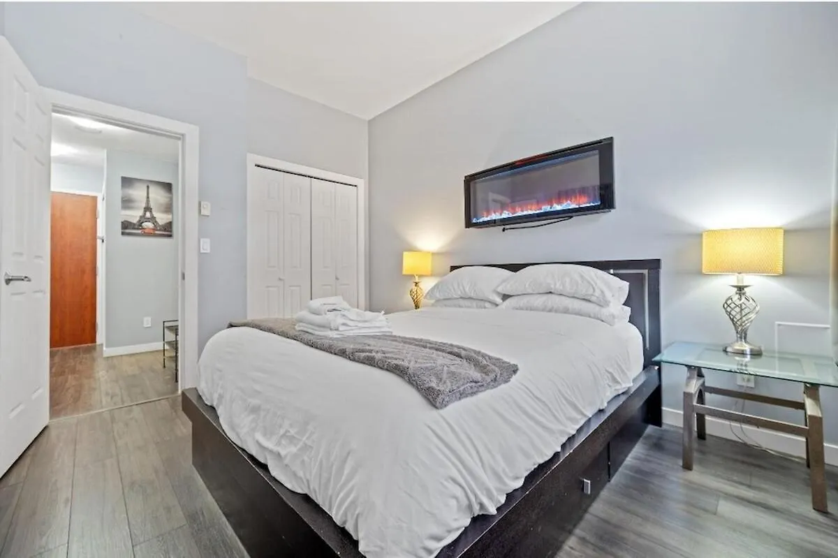 Cozy 1 Bedroom Downtown Central Vancouver